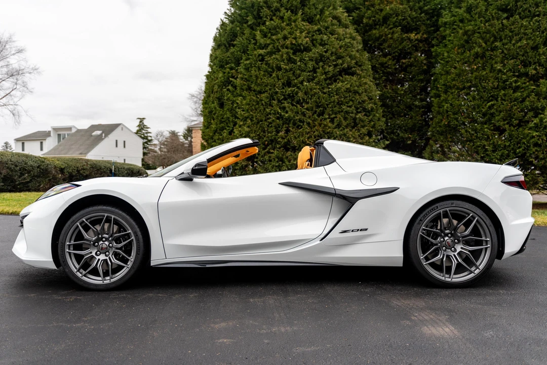 2023 Chevrolet Corvette C8 Z06 - Image 3 of 31