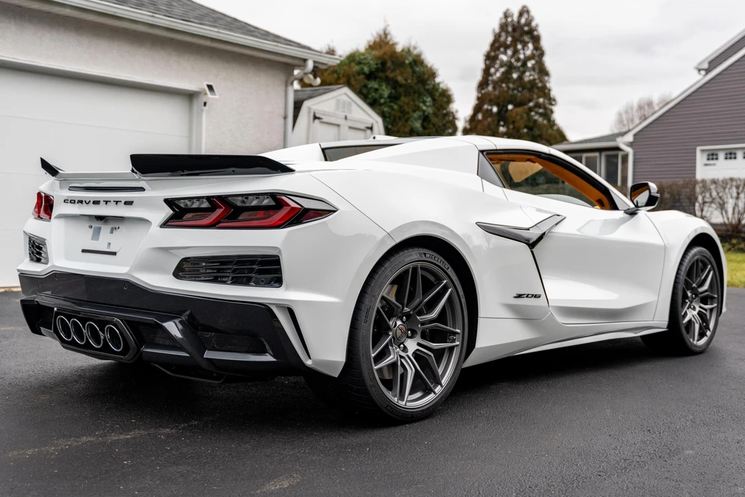 2023 Chevrolet Corvette C8 Z06 - Image 4 of 31