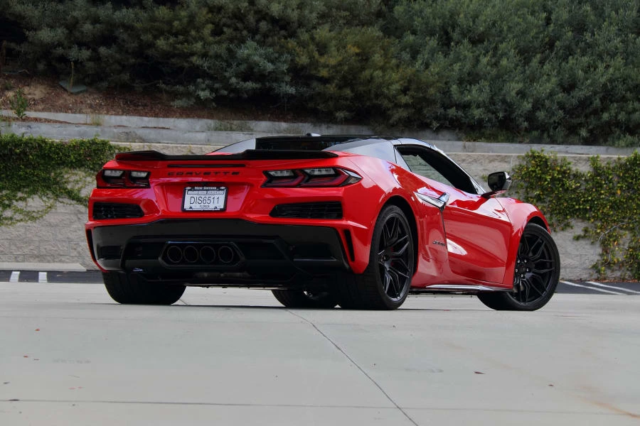 2023 Chevrolet Corvette C8 Z06 - Image 3 of 31