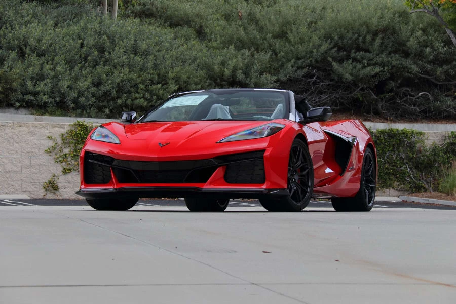 2023 Chevrolet Corvette C8 Z06 - Image 27 of 31