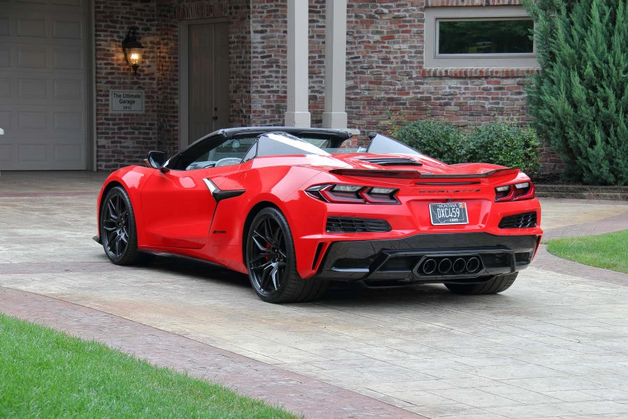 2023 Chevrolet Corvette C8 Z06 - Image 17 of 30