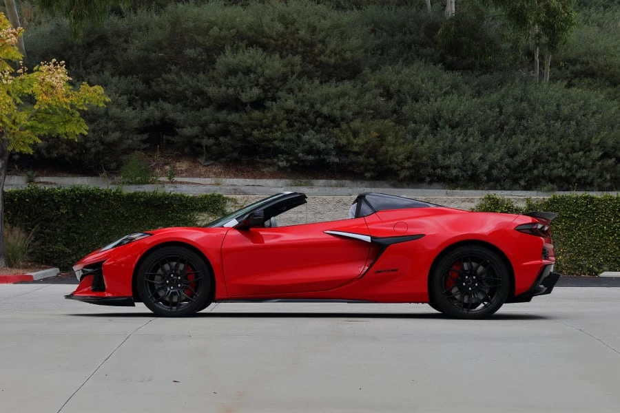 2023 Chevrolet Corvette C8 Z06 - Image 16 of 31