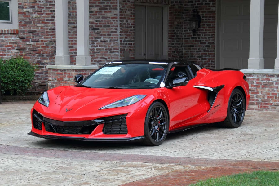 2023 Chevrolet Corvette C8 Z06 - Image 11 of 30