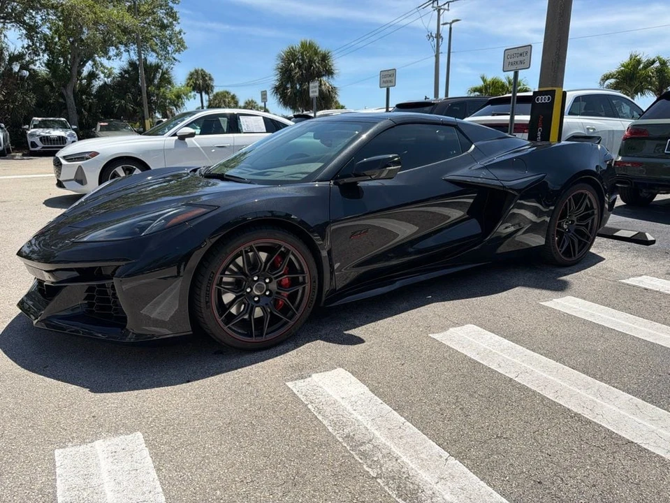 2023 Chevrolet Corvette C8 Z06 - Image 9 of 16