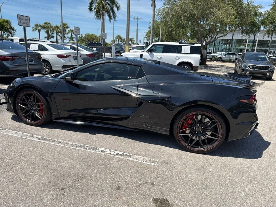 2023 Chevrolet Corvette C8 Z06 - Image 4 of 16