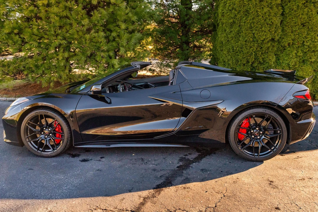 2023 Chevrolet Corvette C8 Z06 - Image 3 of 31