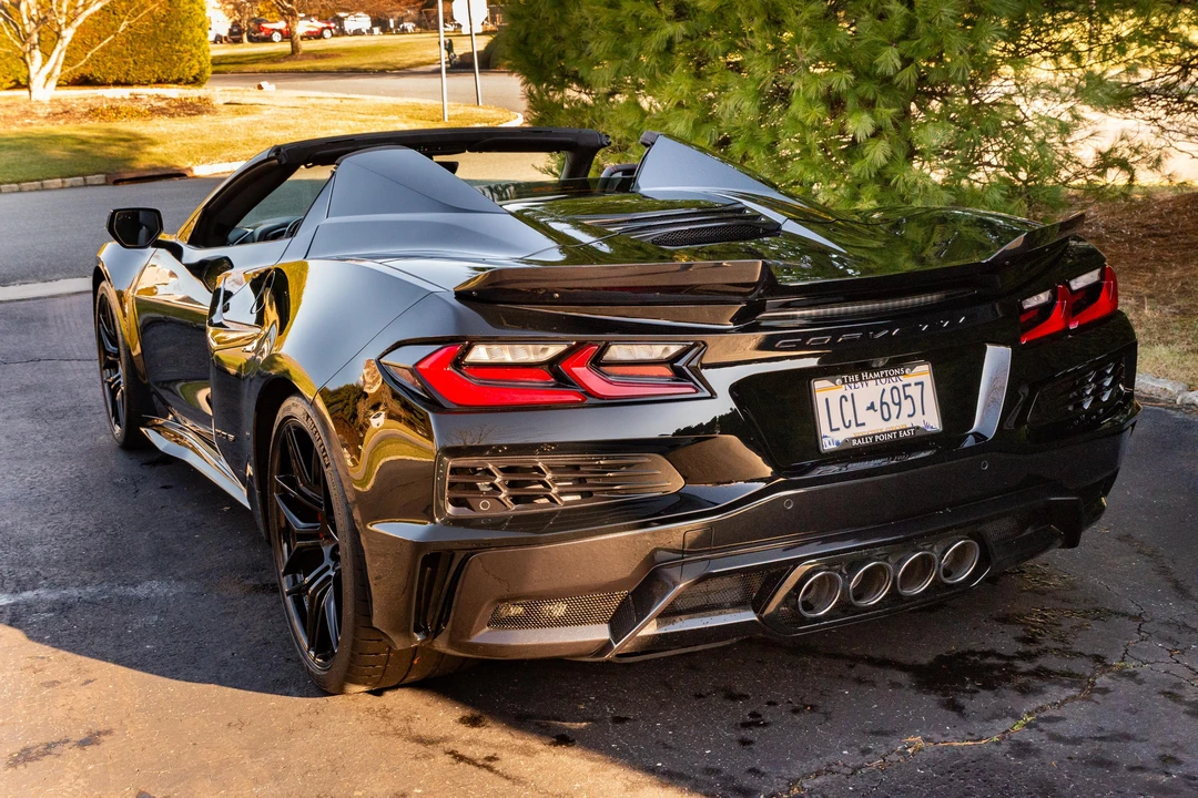 2023 Chevrolet Corvette C8 Z06 - Image 7 of 31