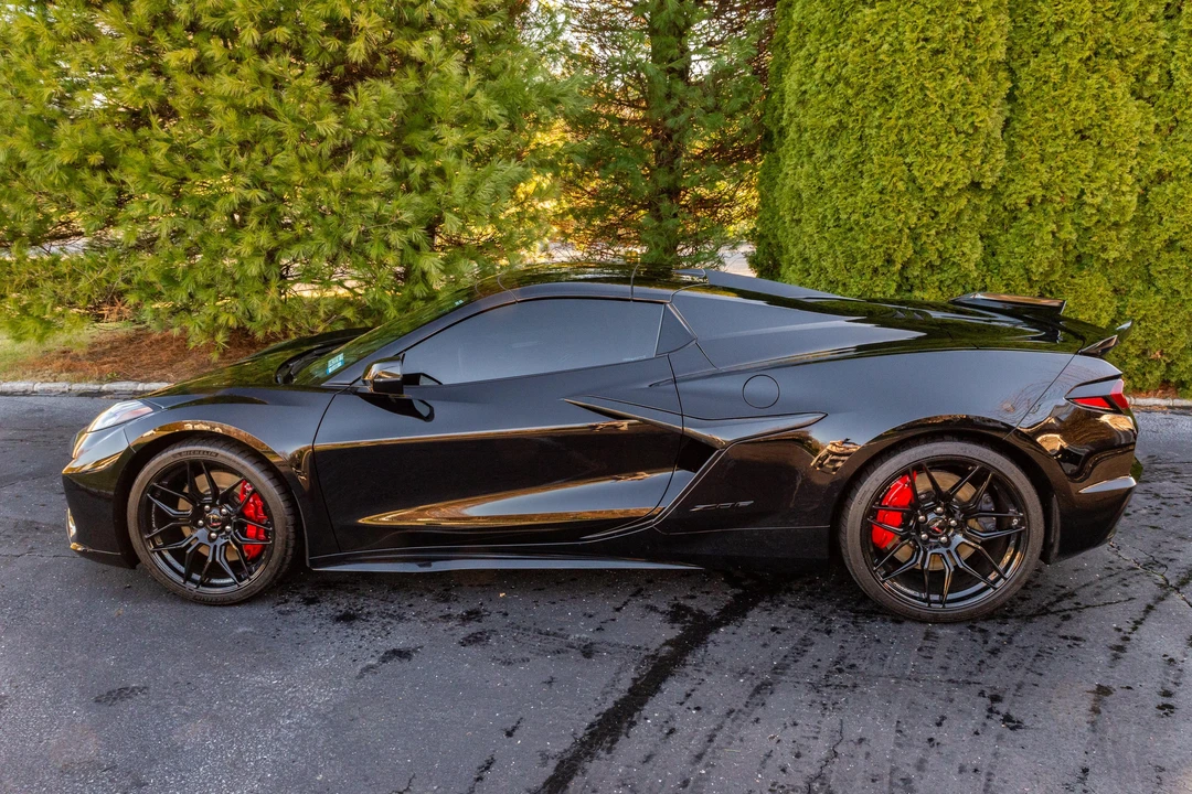 2023 Chevrolet Corvette C8 Z06 - Image 14 of 31