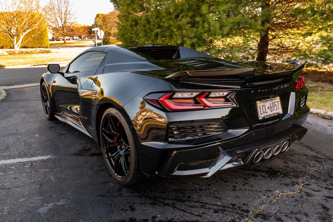 2023 Chevrolet Corvette C8 Z06 - Image 15 of 31