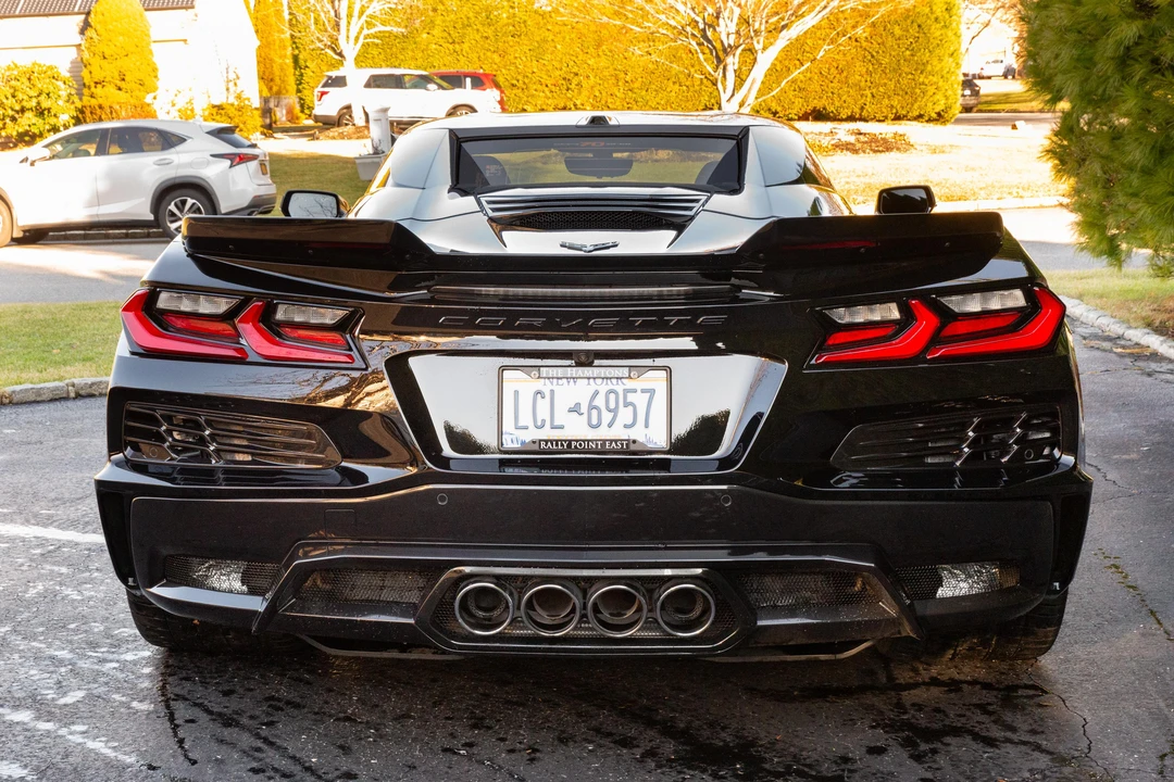2023 Chevrolet Corvette C8 Z06 - Image 16 of 31
