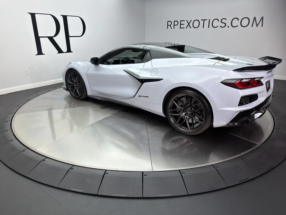 2023 Chevrolet Corvette C8 Z06 - Image 12 of 24
