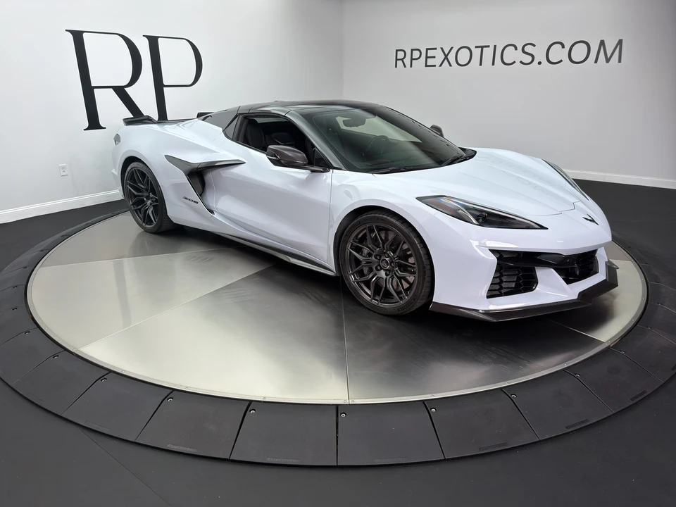 2023 Chevrolet Corvette C8 Z06 - Image 16 of 24