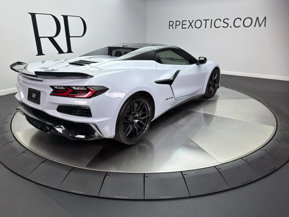2023 Chevrolet Corvette C8 Z06 - Image 14 of 24