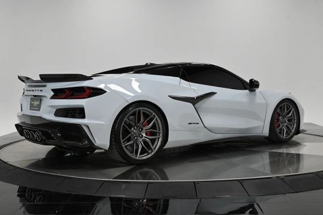 2023 Chevrolet Corvette C8 Z06 - Image 10 of 21