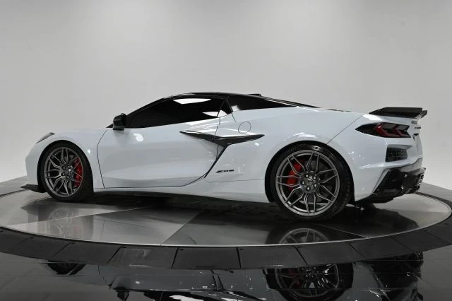 2023 Chevrolet Corvette C8 Z06 - Image 4 of 21
