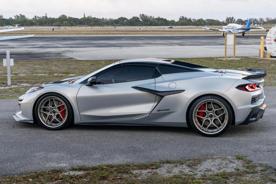 2023 Chevrolet Corvette C8 Z06 - Image 3 of 31