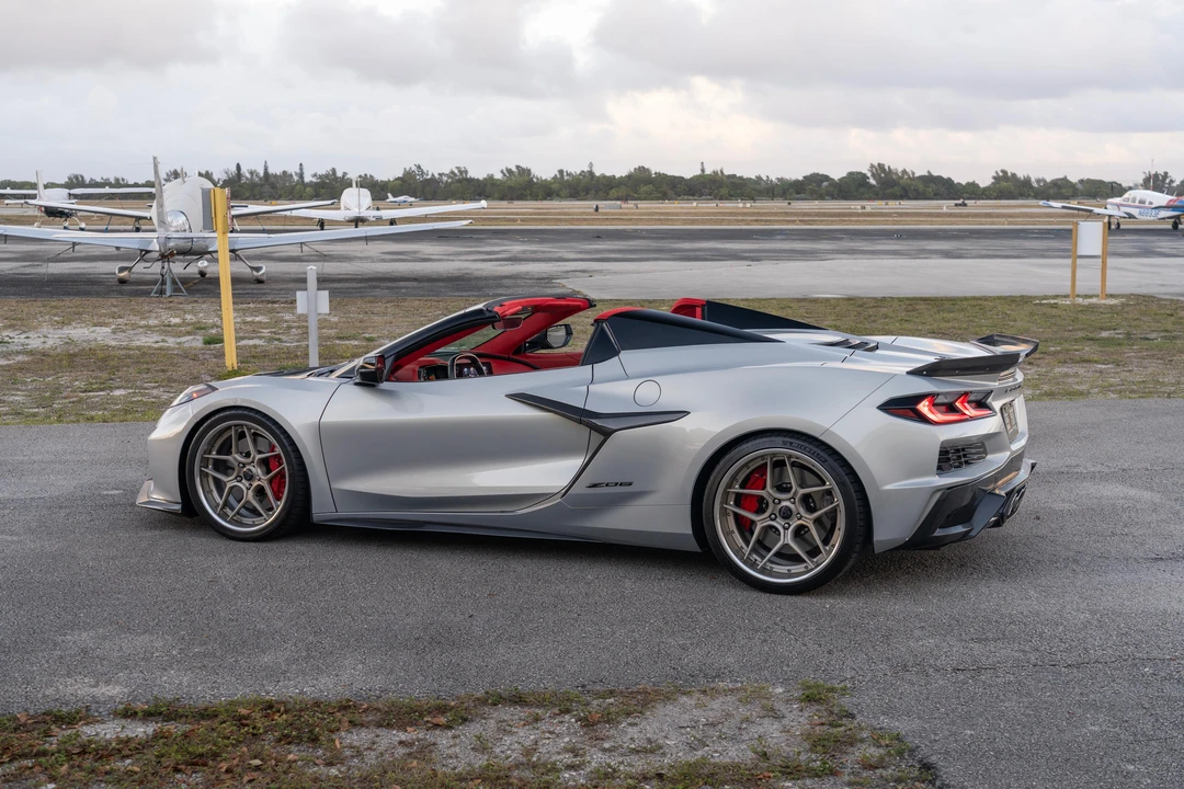 2023 Chevrolet Corvette C8 Z06 - Image 7 of 31