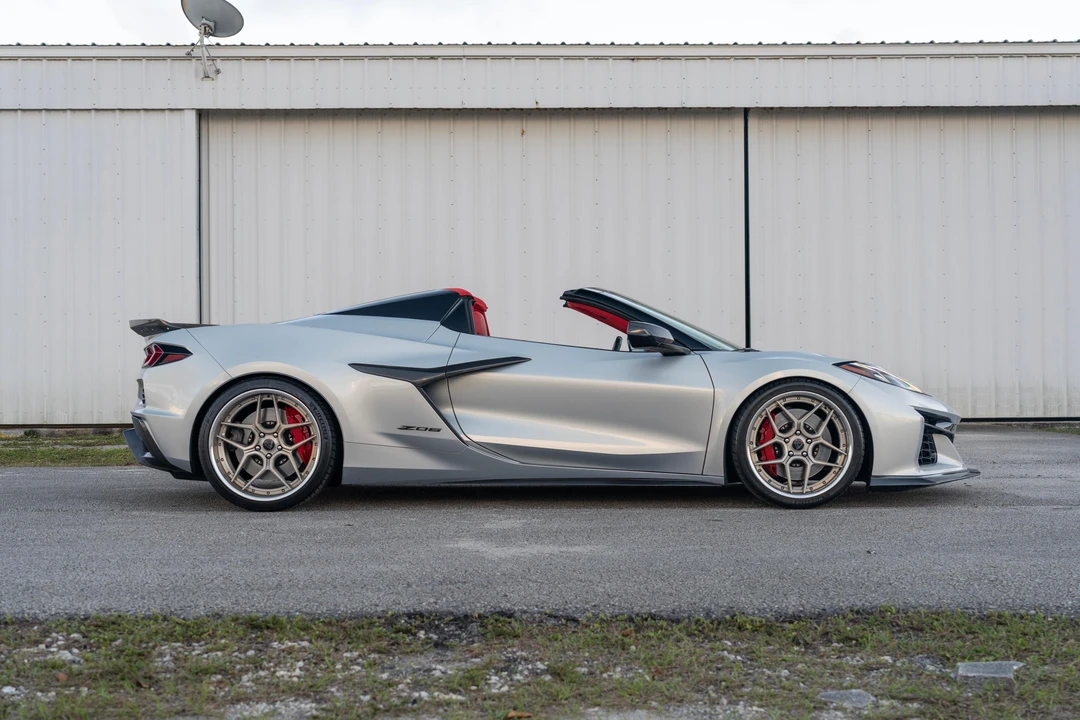 2023 Chevrolet Corvette C8 Z06 - Image 14 of 31