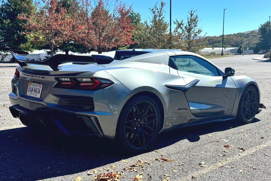 2023 Chevrolet Corvette C8 Z06 - Image 4 of 31