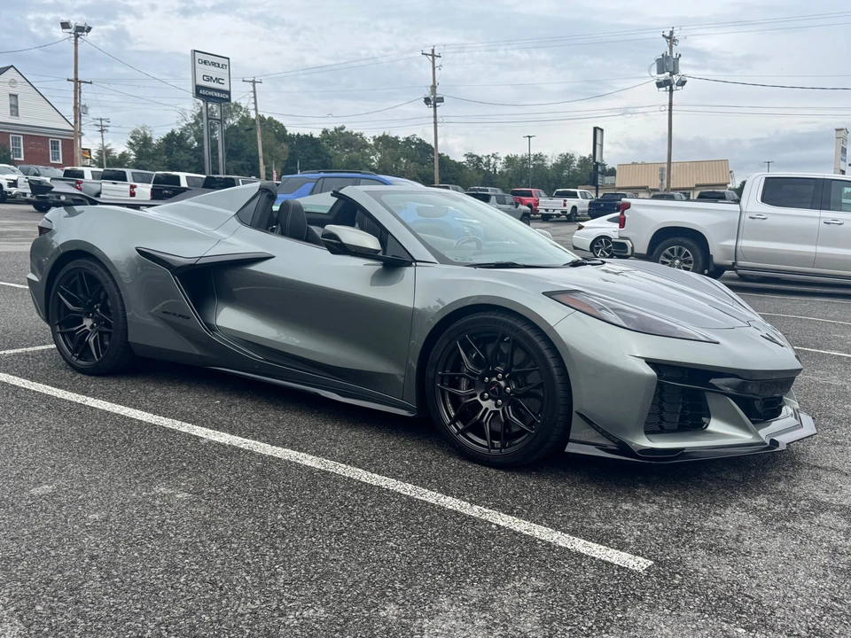 2023 Chevrolet Corvette C8 Z06 - Image 9 of 31