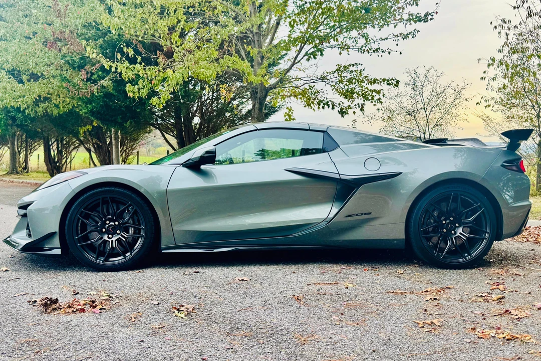 2023 Chevrolet Corvette C8 Z06 - Image 3 of 31