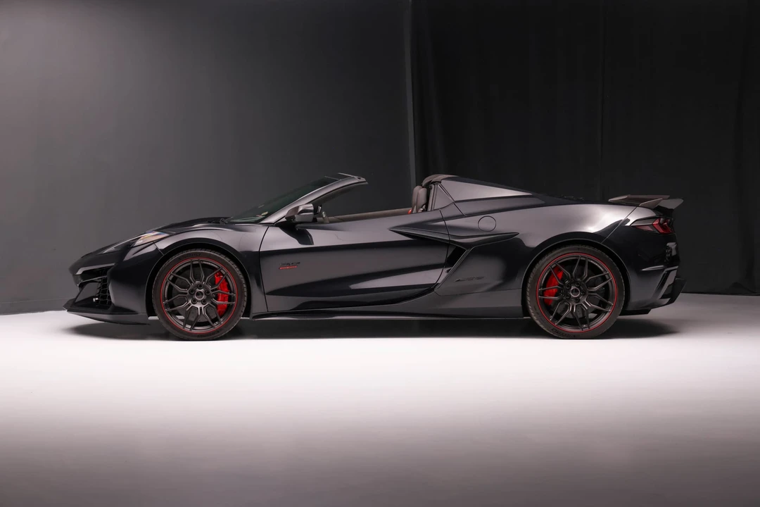 2023 Chevrolet Corvette C8 Z06 - Image 3 of 31