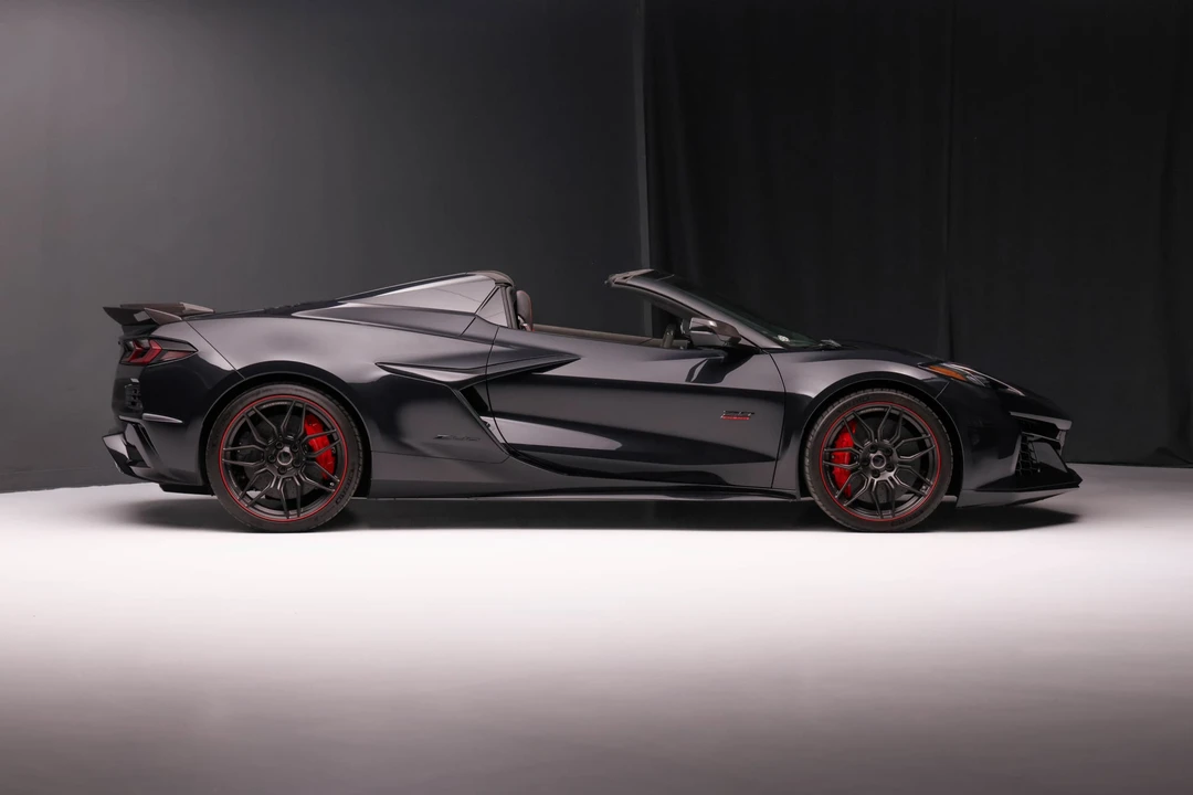 2023 Chevrolet Corvette C8 Z06 - Image 8 of 31