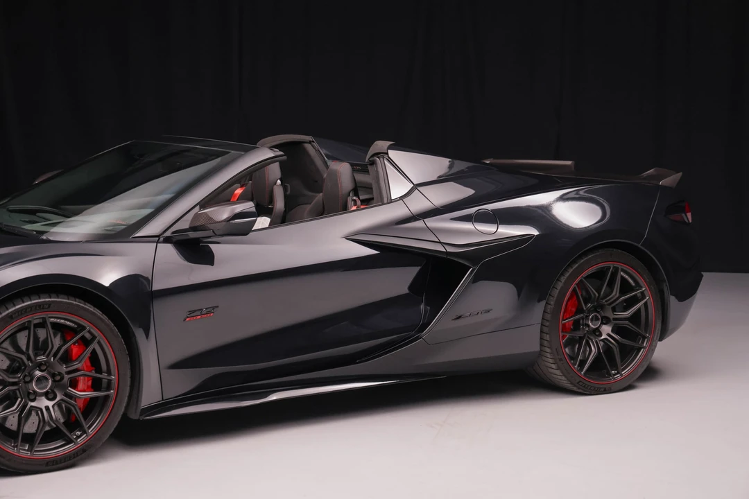 2023 Chevrolet Corvette C8 Z06 - Image 27 of 31