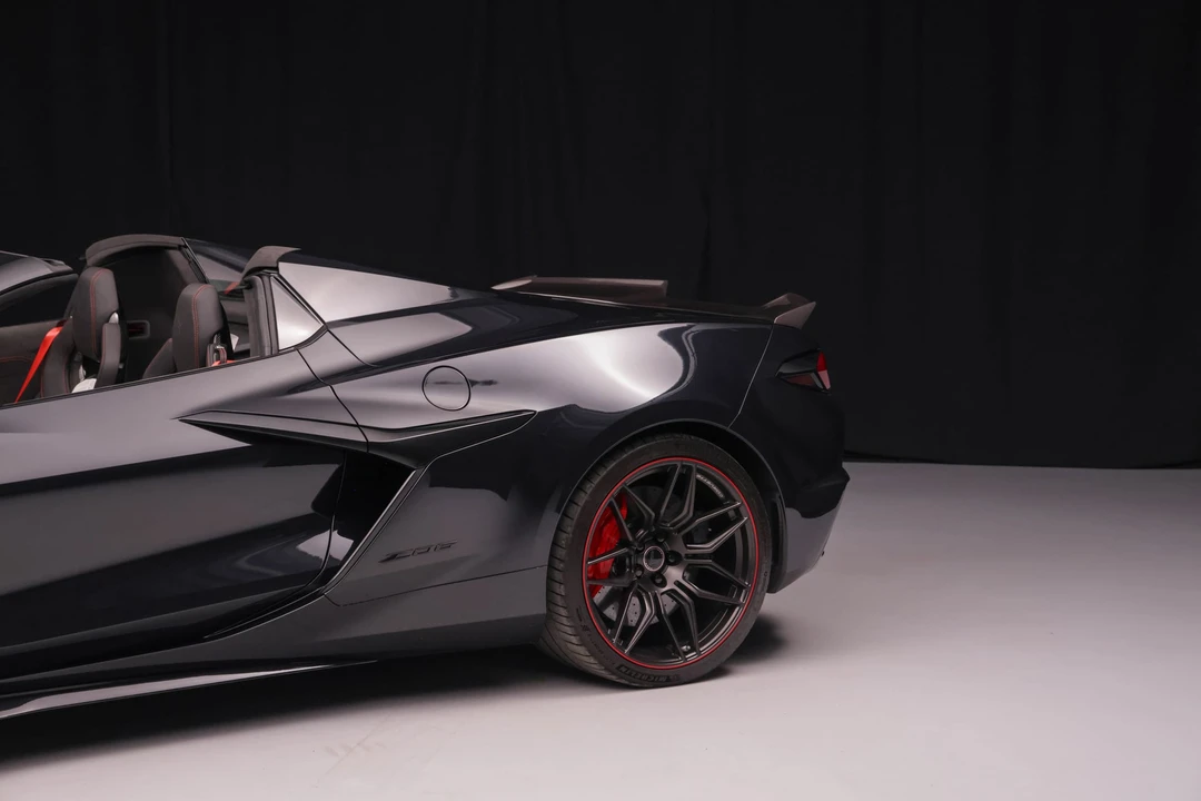 2023 Chevrolet Corvette C8 Z06 - Image 28 of 31