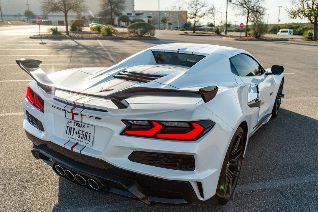 2023 Chevrolet Corvette C8 Z06 - Image 14 of 31