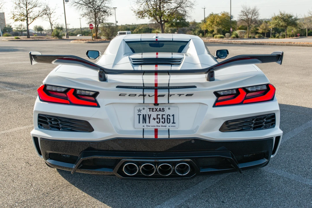 2023 Chevrolet Corvette C8 Z06 - Image 13 of 31