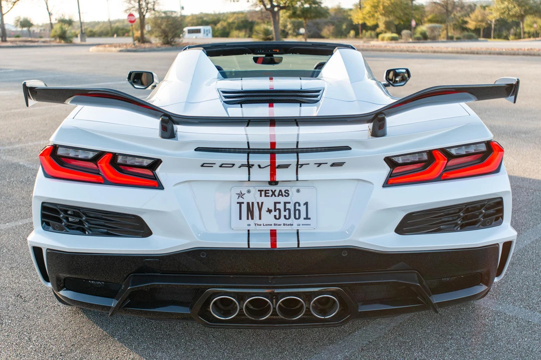 2023 Chevrolet Corvette C8 Z06 - Image 5 of 31
