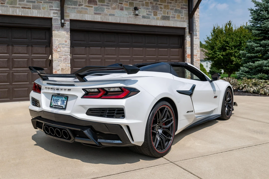 2023 Chevrolet Corvette C8 Z06 - Image 8 of 31