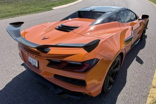 2023 Chevrolet Corvette C8 Z06 - Image 2 of 8