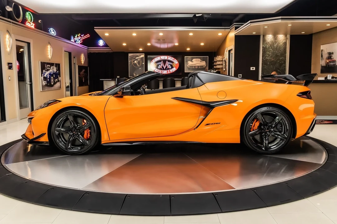 2023 Chevrolet Corvette C8 Z06 - Image 17 of 21