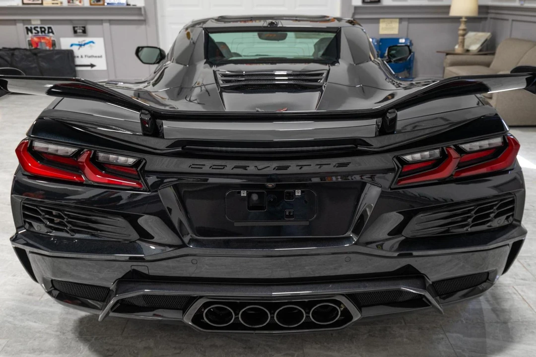 2023 Chevrolet Corvette C8 Z06 - Image 5 of 31