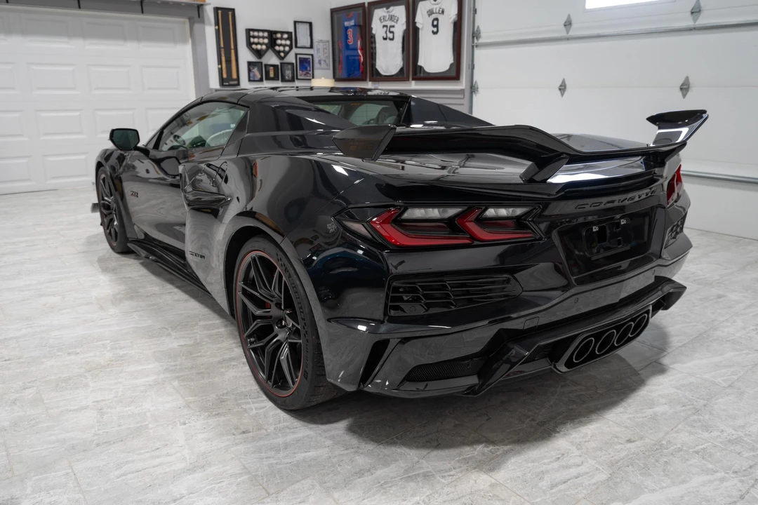 2023 Chevrolet Corvette C8 Z06 - Image 10 of 31
