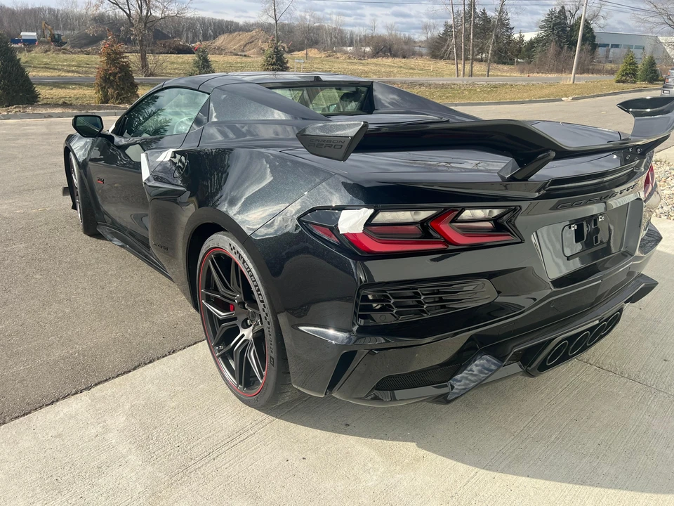 2023 Chevrolet Corvette C8 Z06 - Image 9 of 31
