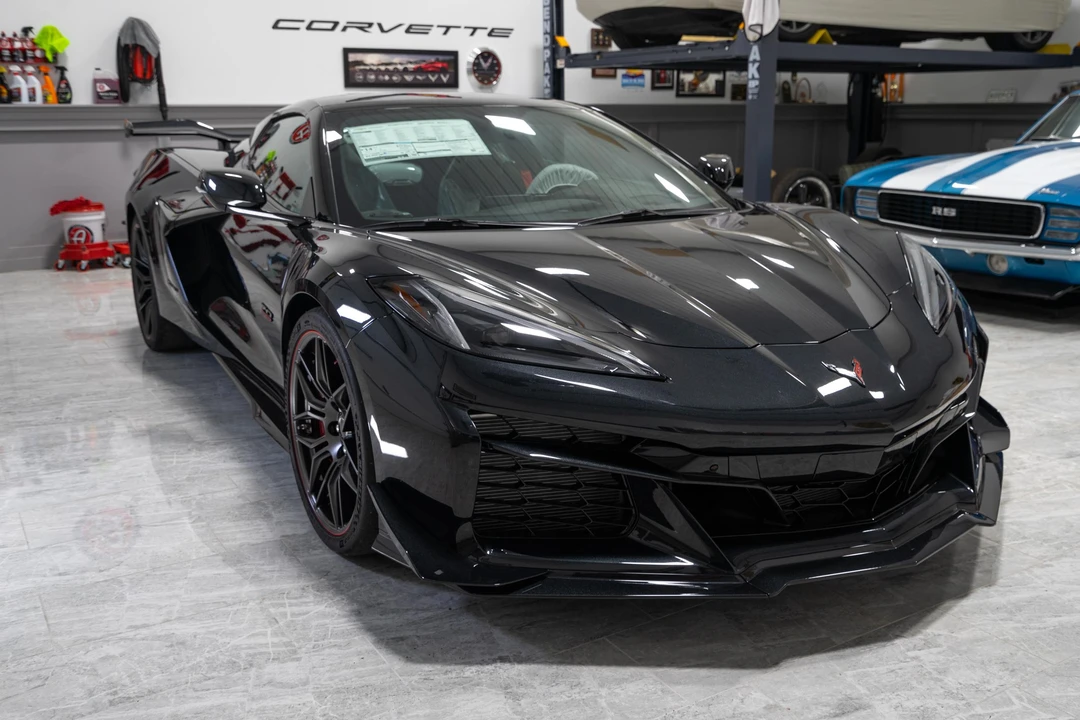 2023 Chevrolet Corvette C8 Z06 - Image 12 of 31