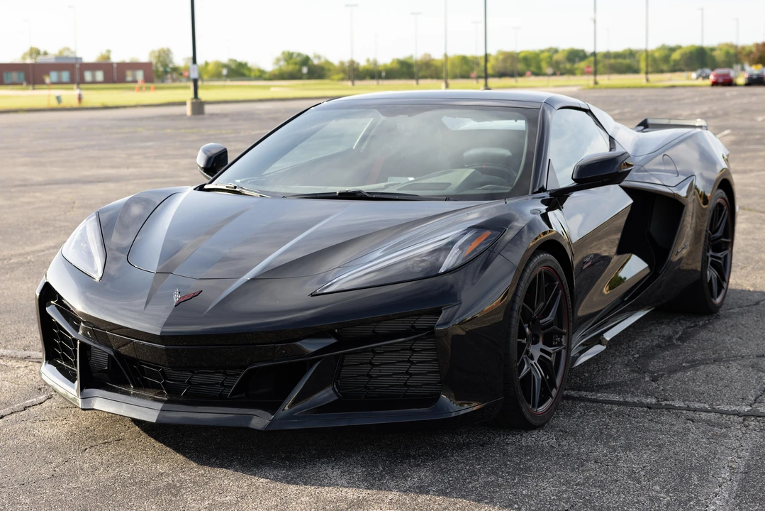 2023 Chevrolet Corvette C8 Z06 - Image 16 of 31