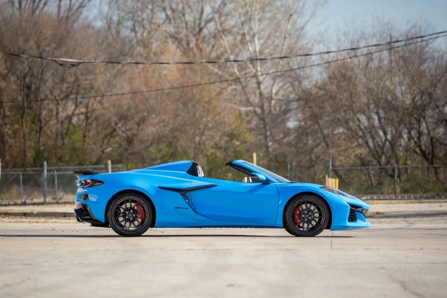 2023 Chevrolet Corvette C8 Z06 - Image 2 of 25