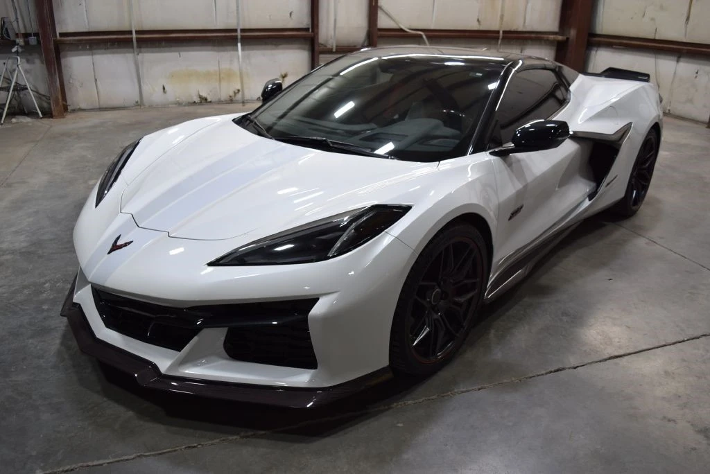 2023 Chevrolet Corvette C8 Z06 - Image 5 of 12
