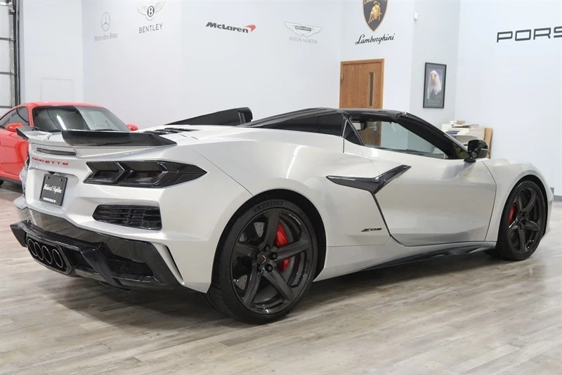 2023 Chevrolet Corvette C8 Z06 - Image 10 of 21