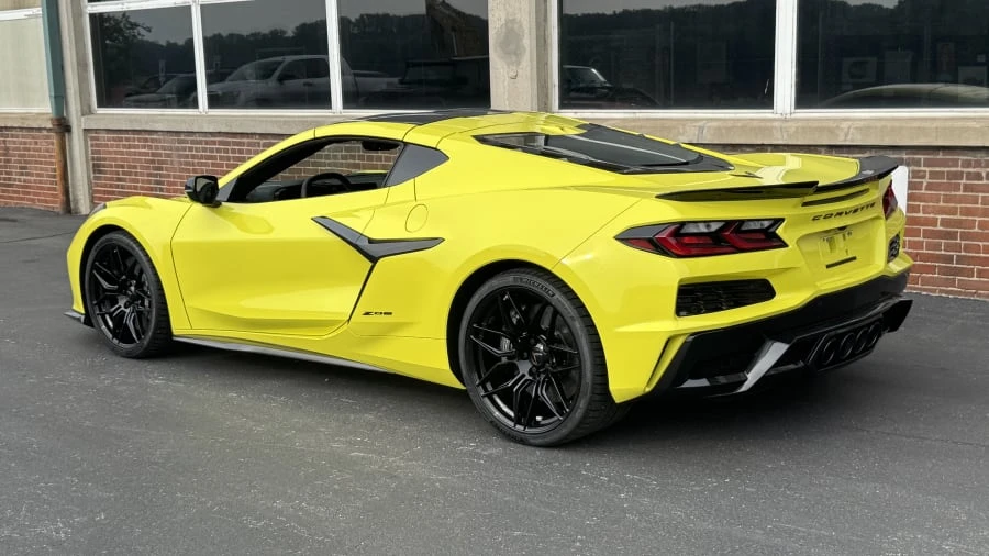 2023 Chevrolet Corvette C8 Z06 - Image 3 of 14