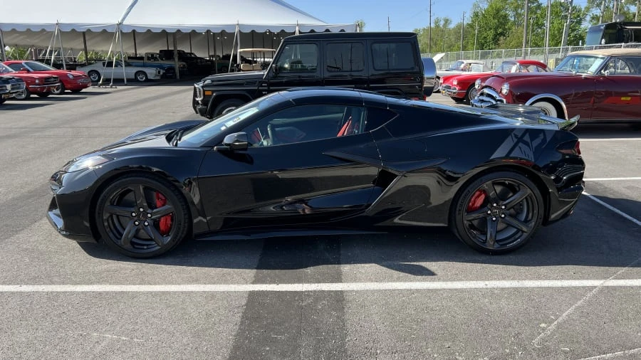 2023 Chevrolet Corvette C8 Z06 - Image 8 of 31