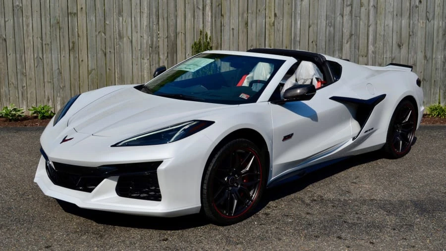2023 Chevrolet Corvette C8 Z06 - Image 7 of 31