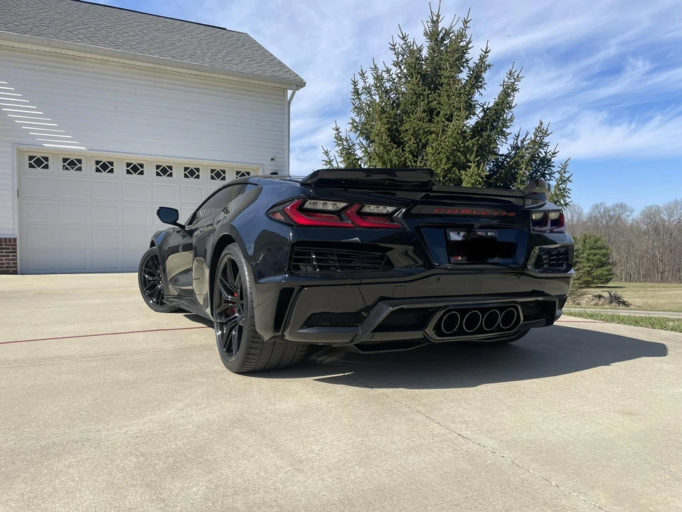 2023 Chevrolet Corvette C8 Z06 - Image 20 of 31