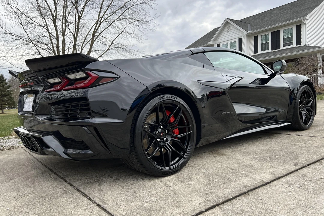 2023 Chevrolet Corvette C8 Z06 - Image 4 of 31