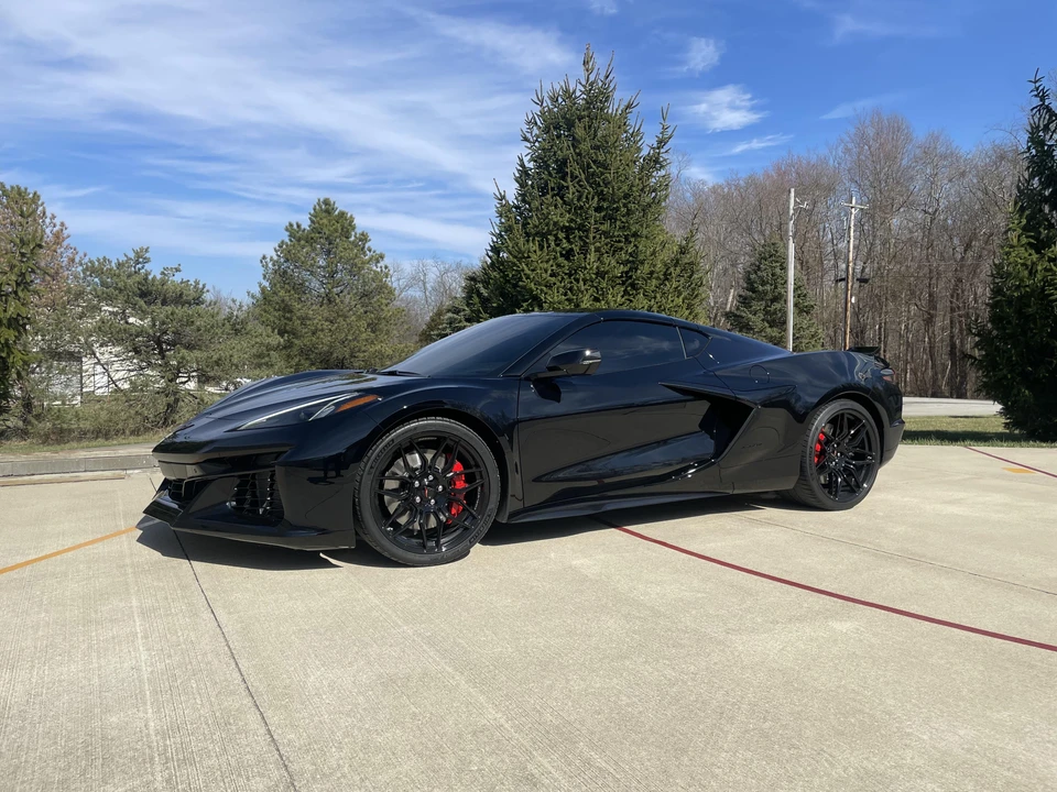 2023 Chevrolet Corvette C8 Z06 - Image 17 of 31