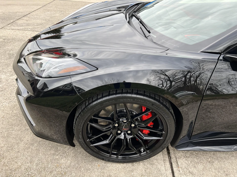 2023 Chevrolet Corvette C8 Z06 - Image 25 of 31